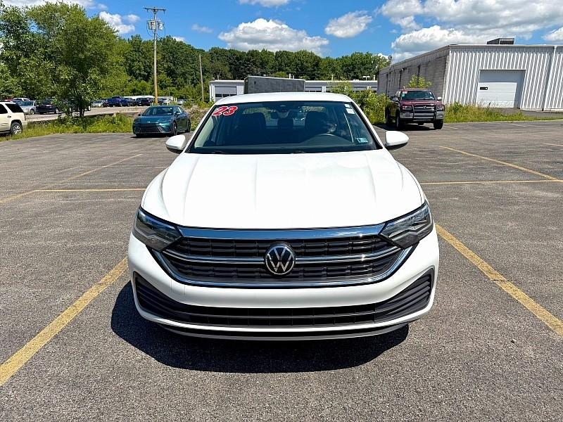 Volkswagen Jetta SE Auto 2023