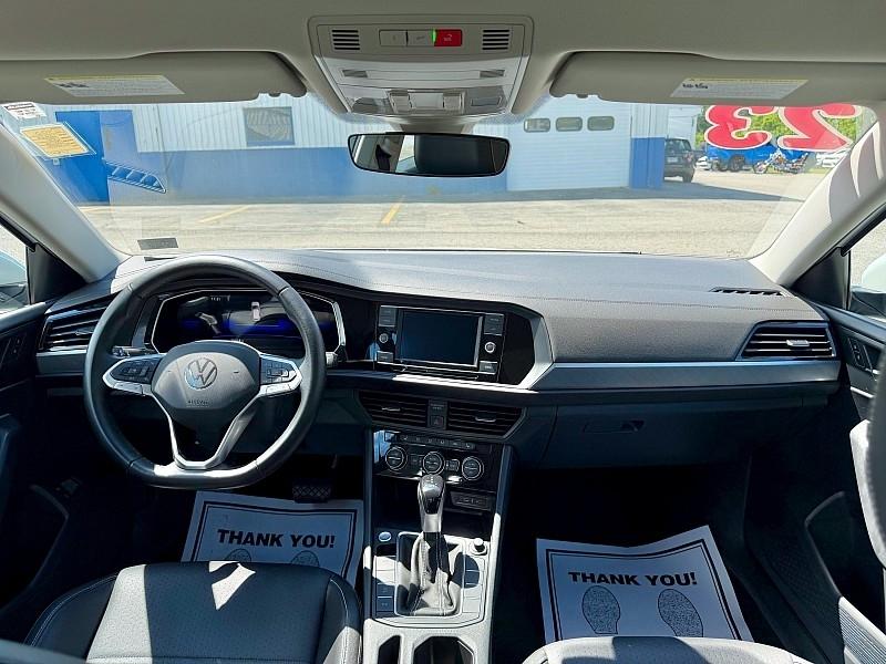 Volkswagen Jetta SE Auto 2023
