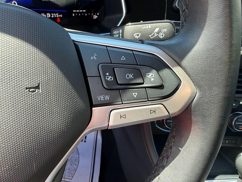 Volkswagen Jetta SE Auto 2023