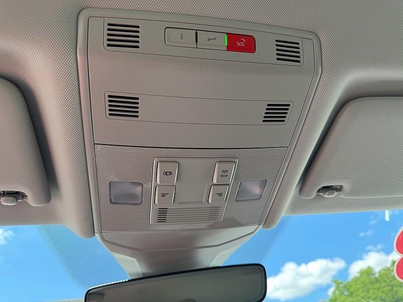 Volkswagen Jetta SE Auto 2023