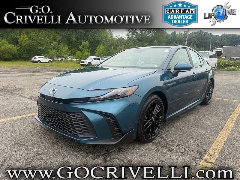 Toyota Camry XLE (Natl) 2025