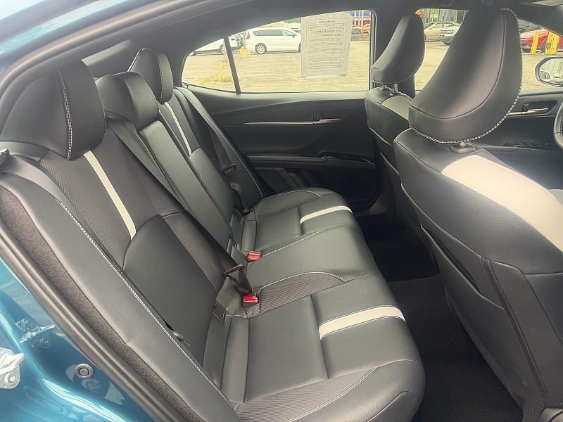 Toyota Camry XLE (Natl) 2025