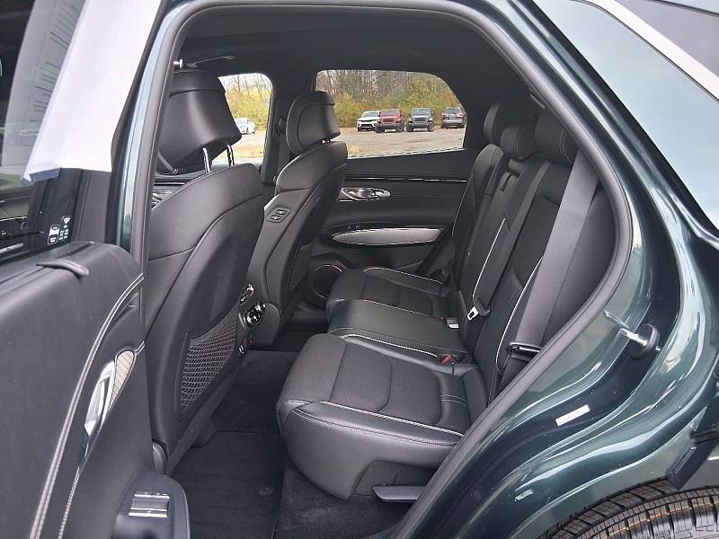 Genesis GV70 2.5T AWD 2023