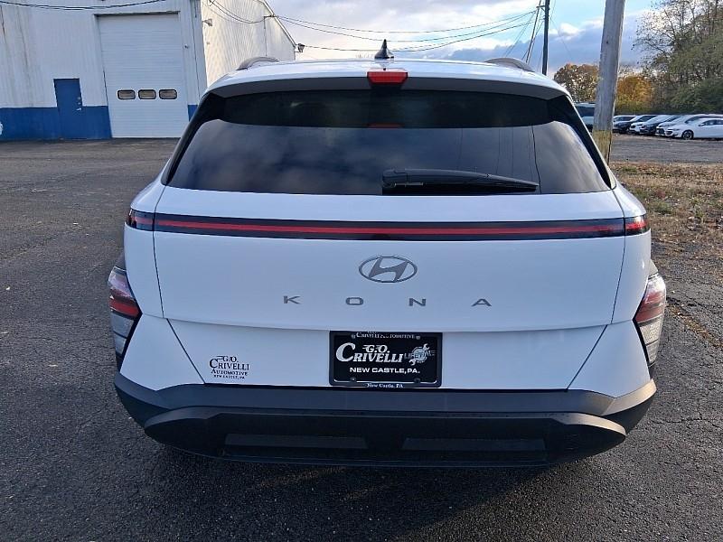 Hyundai Kona SEL FWD 2024