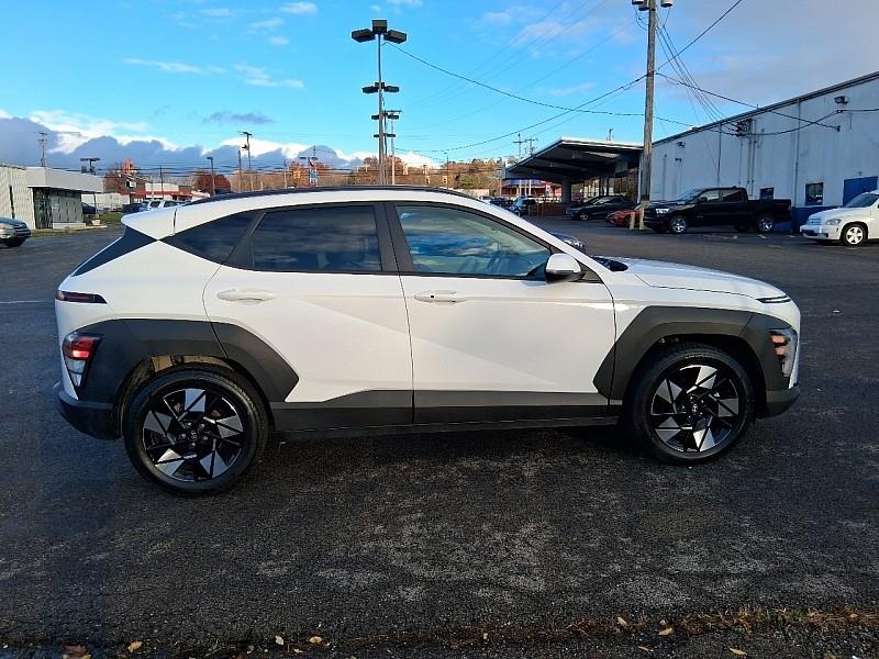 Hyundai Kona SEL FWD 2024