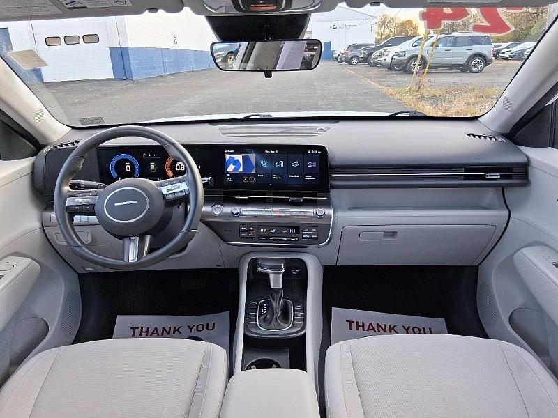 Hyundai Kona SEL FWD 2024