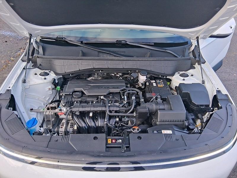 Hyundai Kona SEL FWD 2024