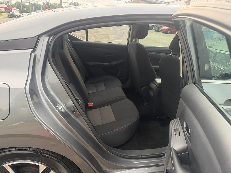 Nissan Sentra SV CVT 2024