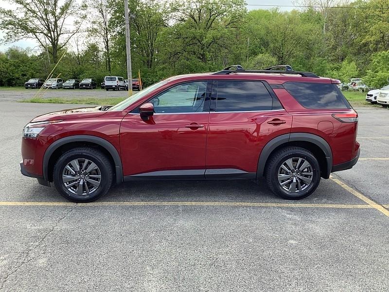 Nissan Pathfinder SV 4WD 2022
