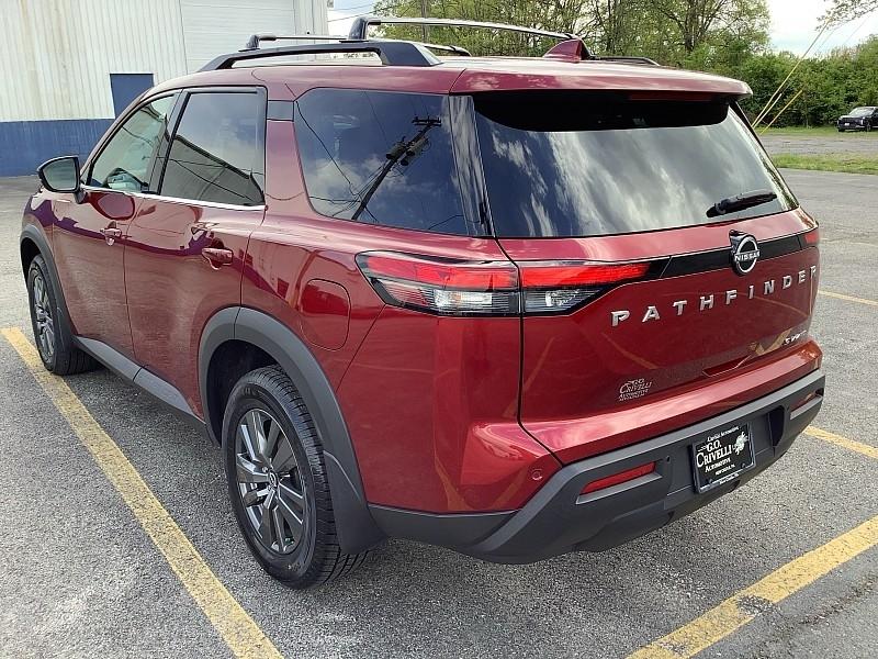 Nissan Pathfinder SV 4WD 2022
