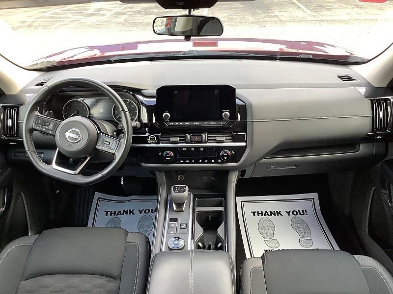 Nissan Pathfinder SV 4WD 2022