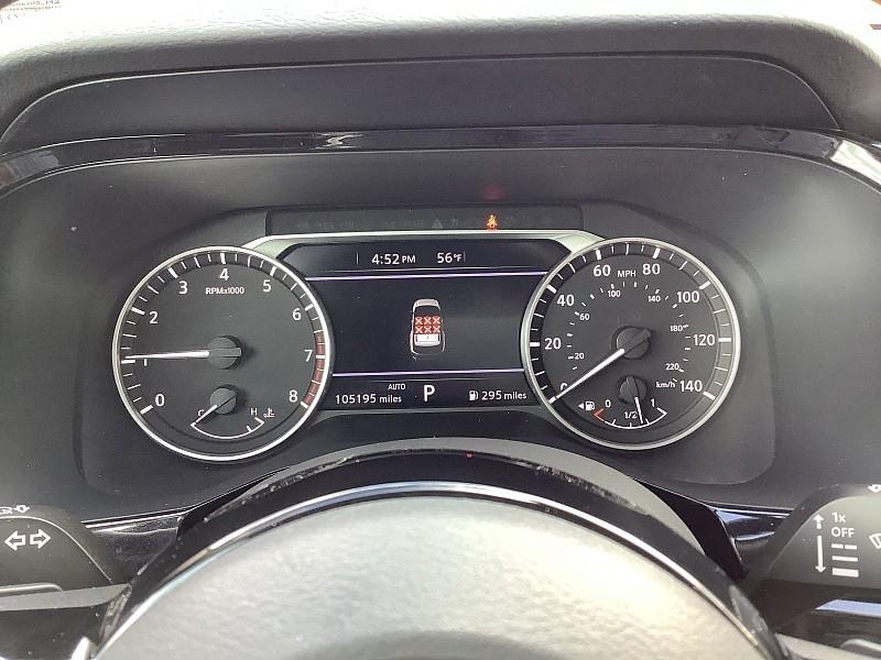 Nissan Pathfinder SV 4WD 2022