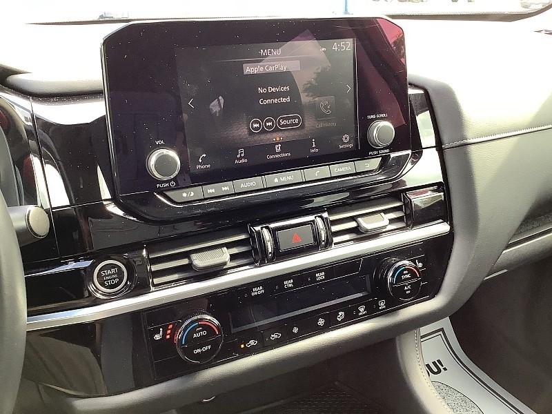 Nissan Pathfinder SV 4WD 2022