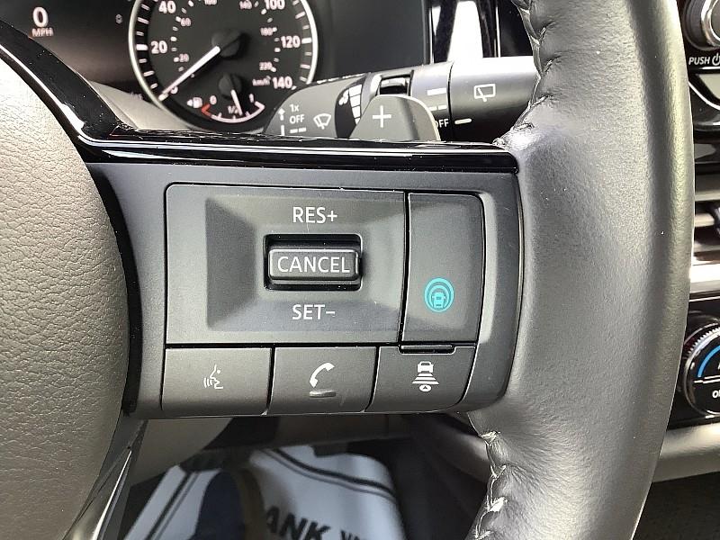 Nissan Pathfinder SV 4WD 2022