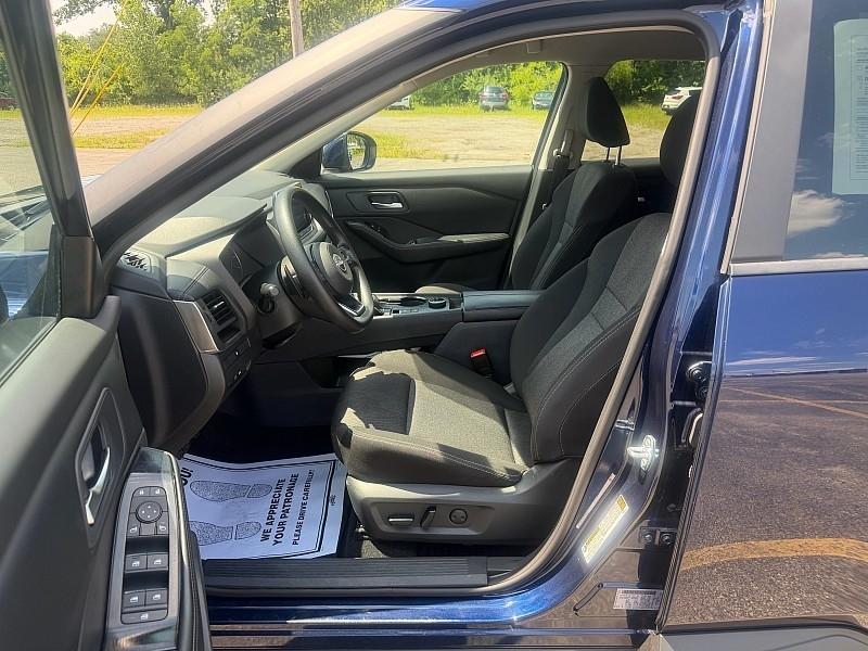 Nissan Rogue AWD SV 2024