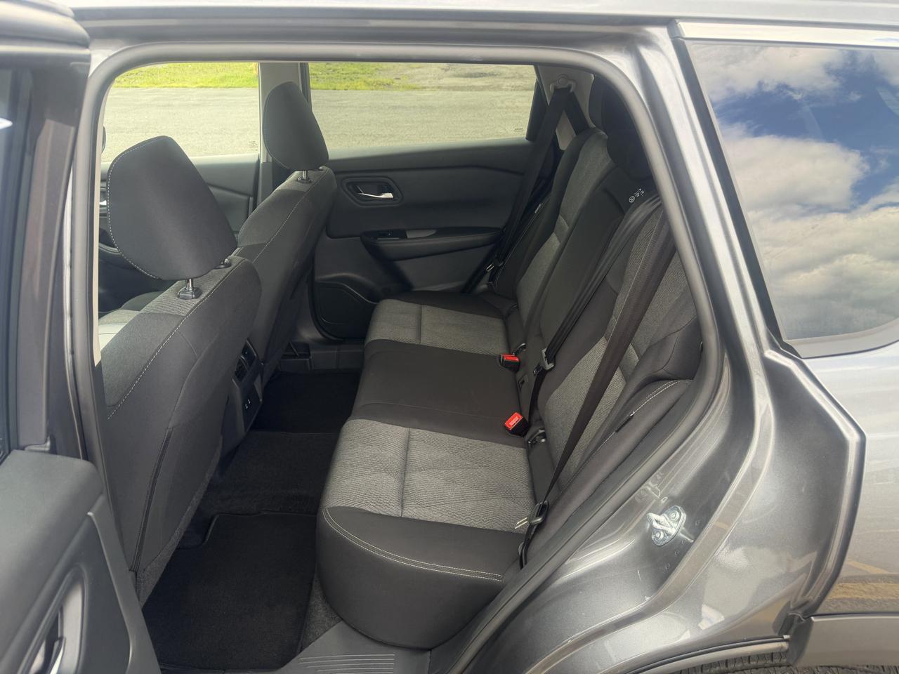 Nissan Rogue AWD SV 2025