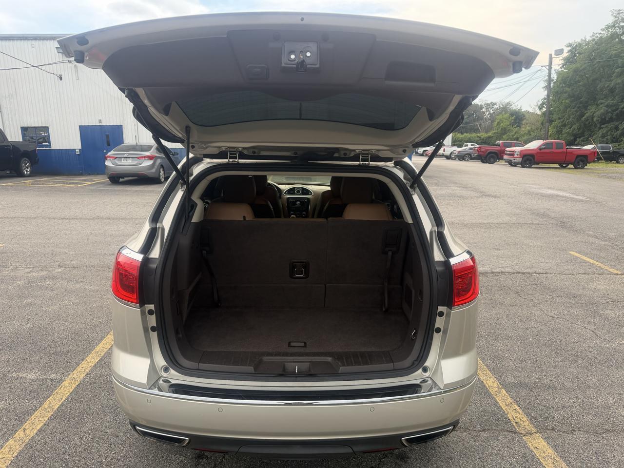 Buick Enclave FWD 4dr Leather 2015