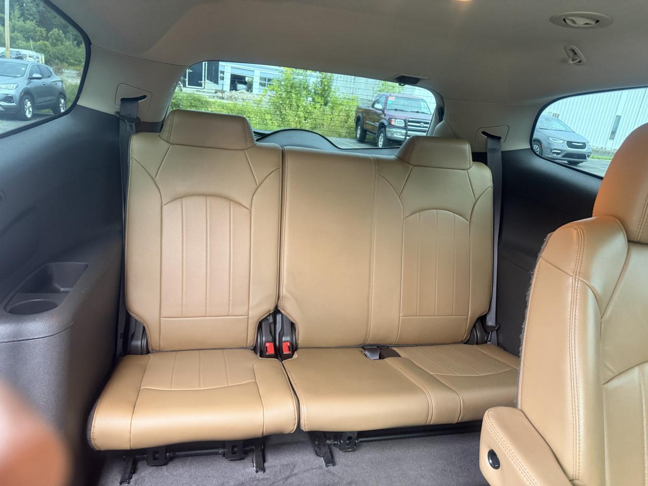 Buick Enclave FWD 4dr Leather 2015