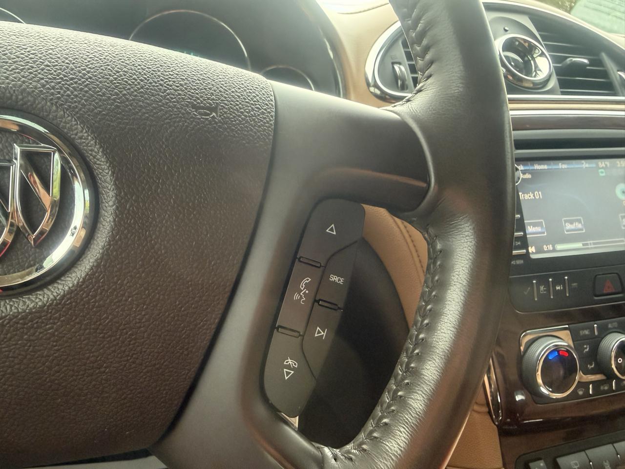 Buick Enclave FWD 4dr Leather 2015