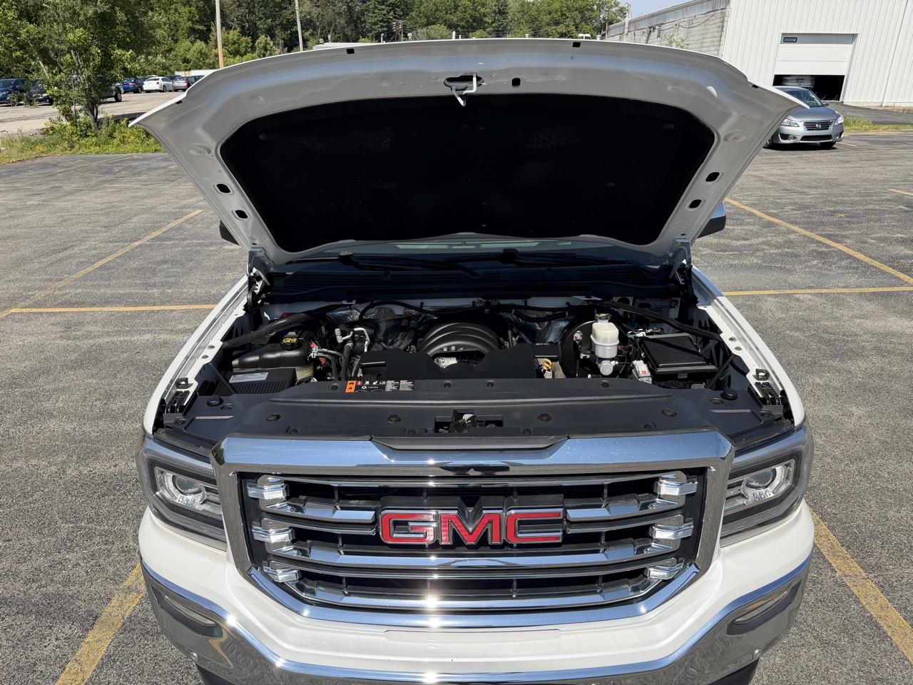 GMC Sierra 1500 4WD Crew Cab 143.5" SLT 2017