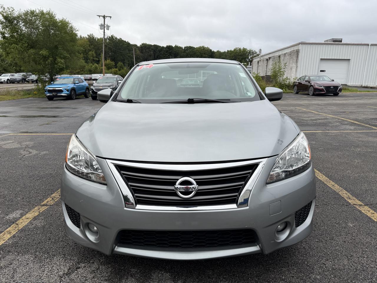 Nissan Sentra 4dr Sdn I4 CVT SR 2014
