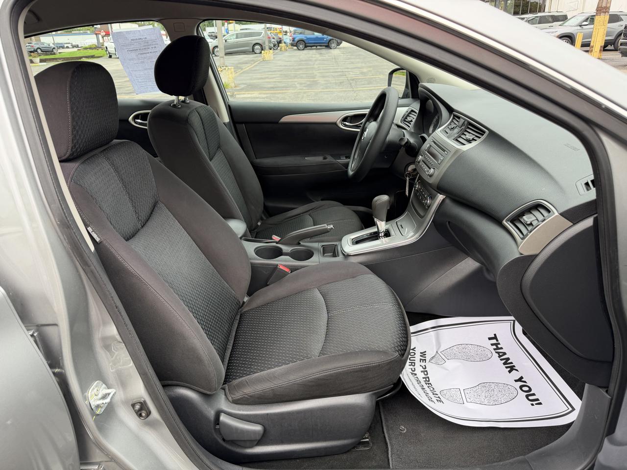 Nissan Sentra 4dr Sdn I4 CVT SR 2014