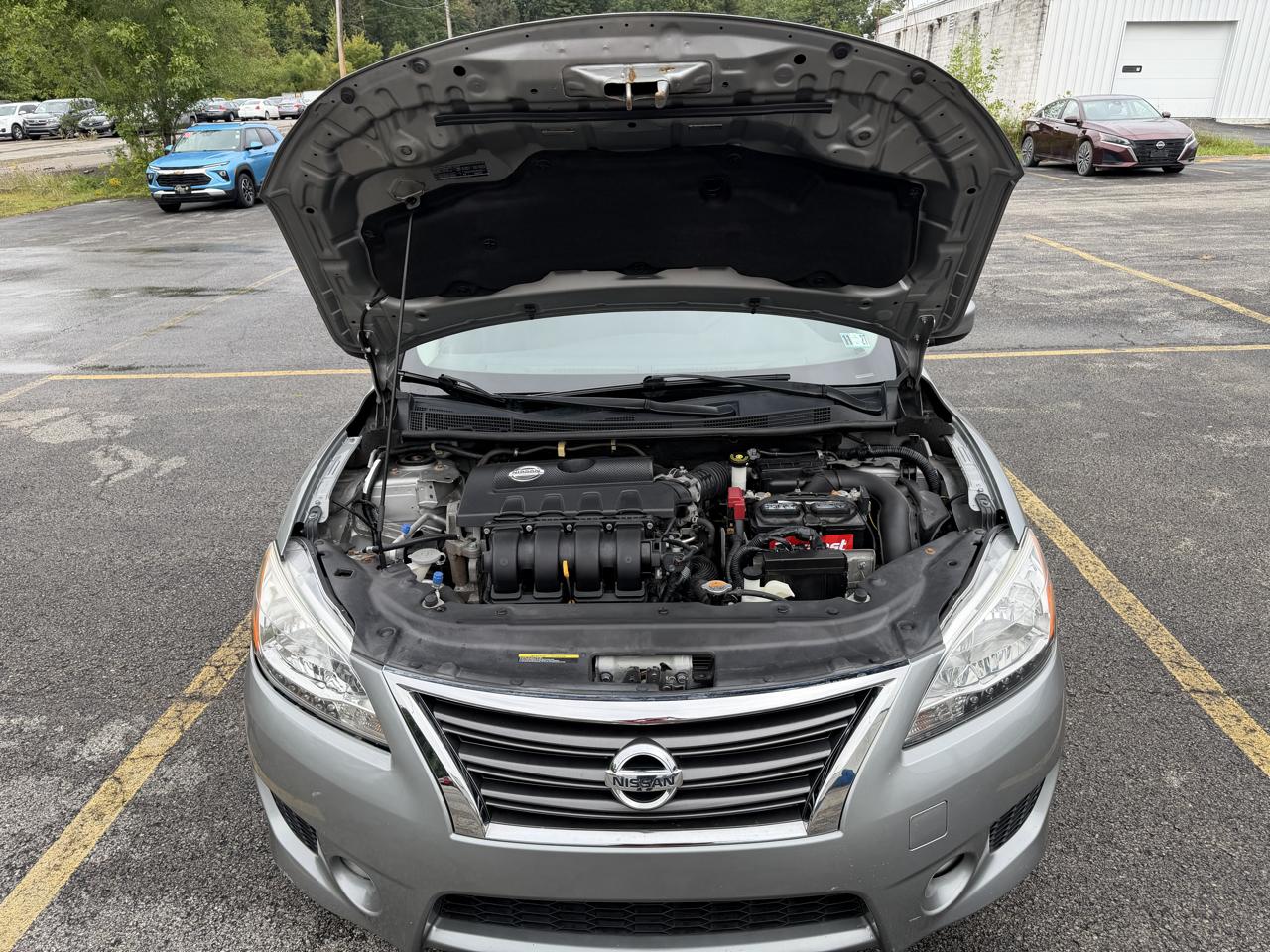 Nissan Sentra 4dr Sdn I4 CVT SR 2014