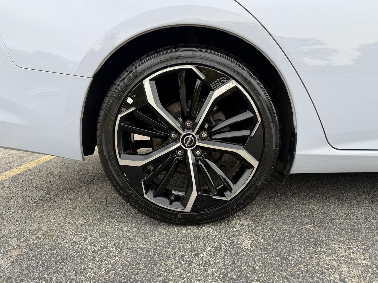 2024 Nissan Altima SR - Photo 29