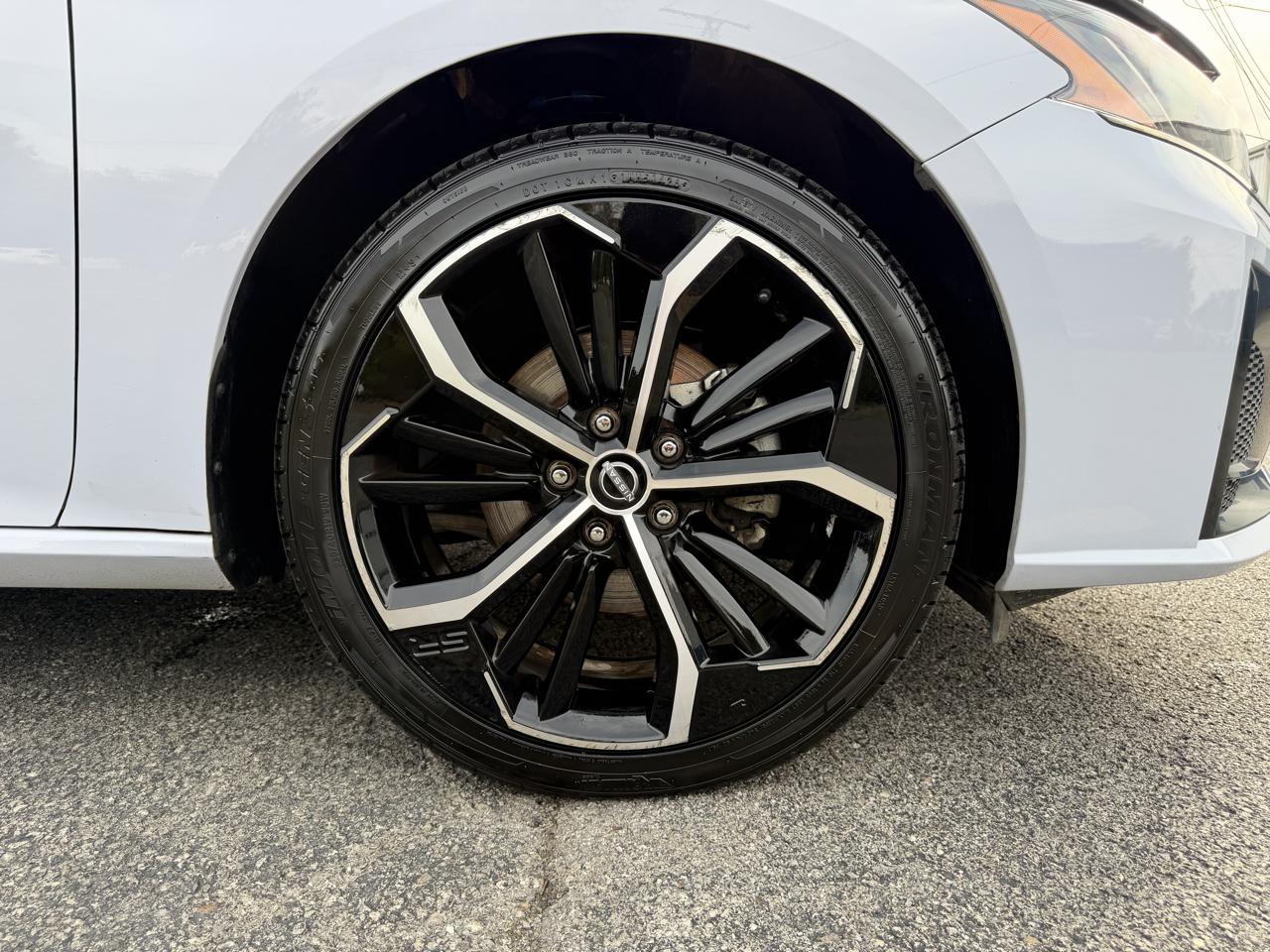 2024 Nissan Altima SR - Photo 30