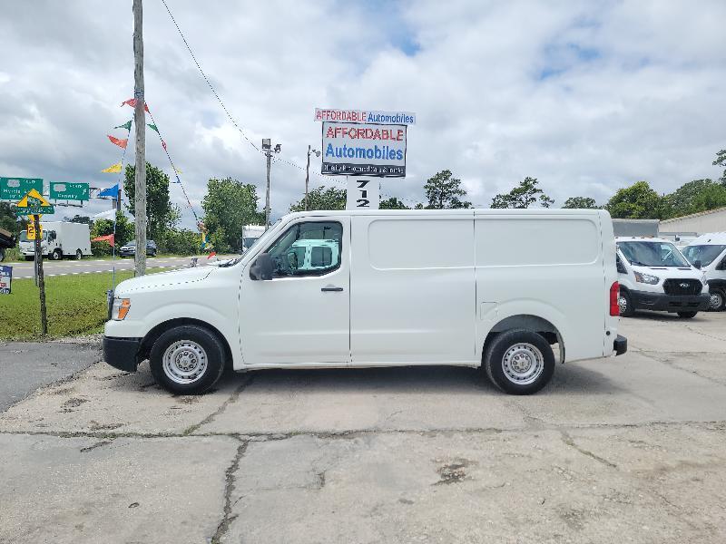 Nissan NV Cargo  2014