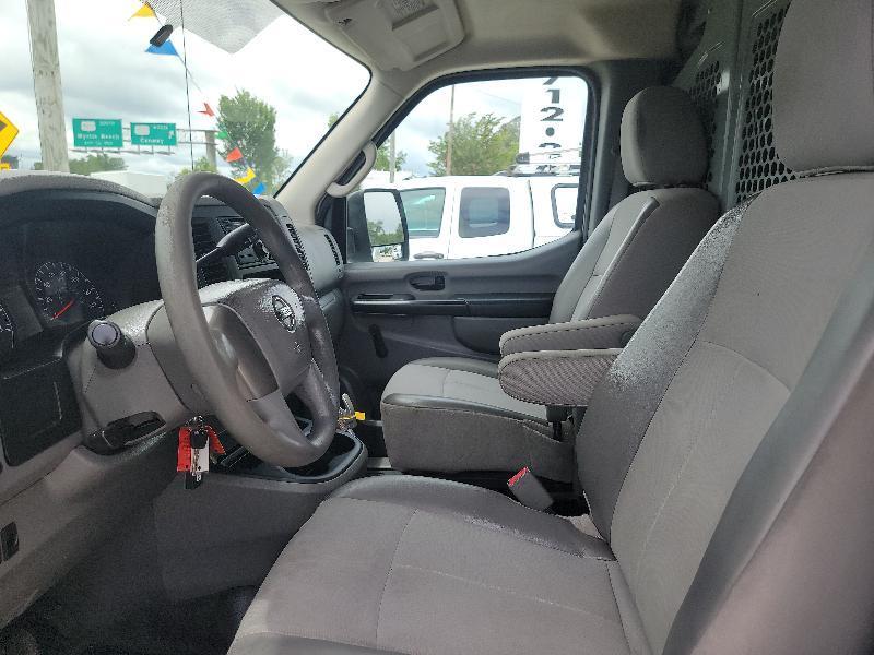 Nissan NV Cargo  2014