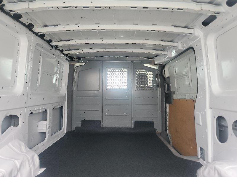 Nissan NV Cargo  2014