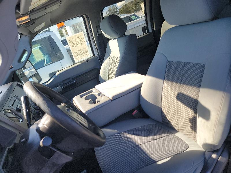 Ford F-550 Crew Cab DRW 4WD 2016