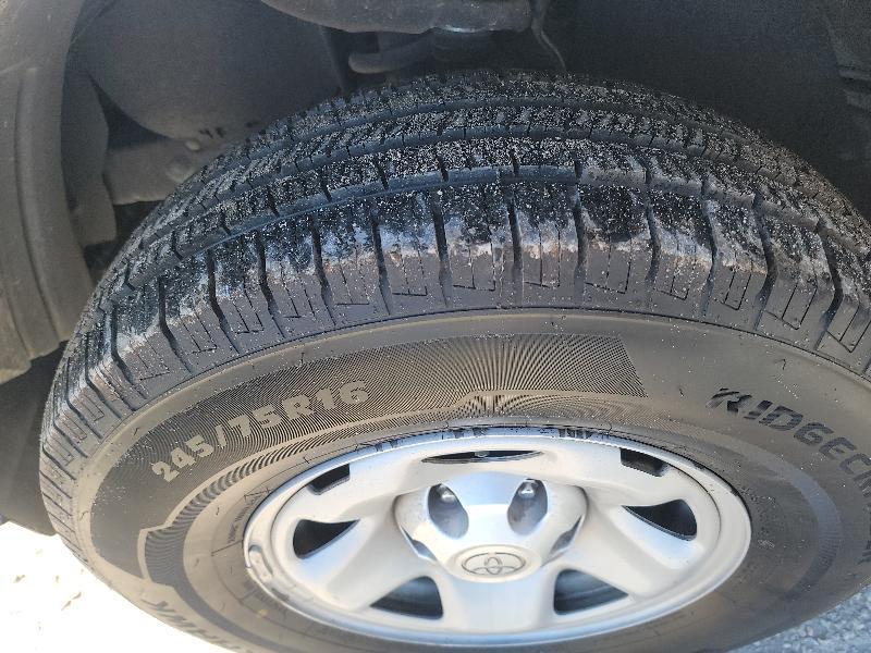 Toyota Tacoma SR 2017