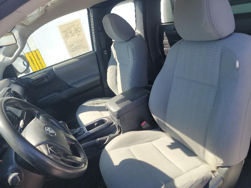 Toyota Tacoma SR 2017