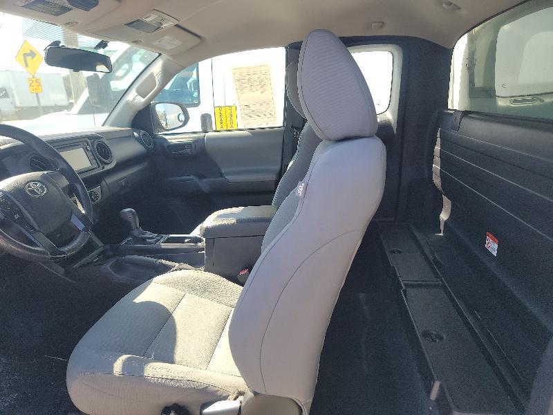 Toyota Tacoma SR 2017