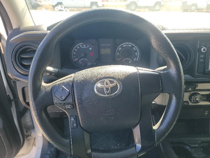 Toyota Tacoma SR 2017