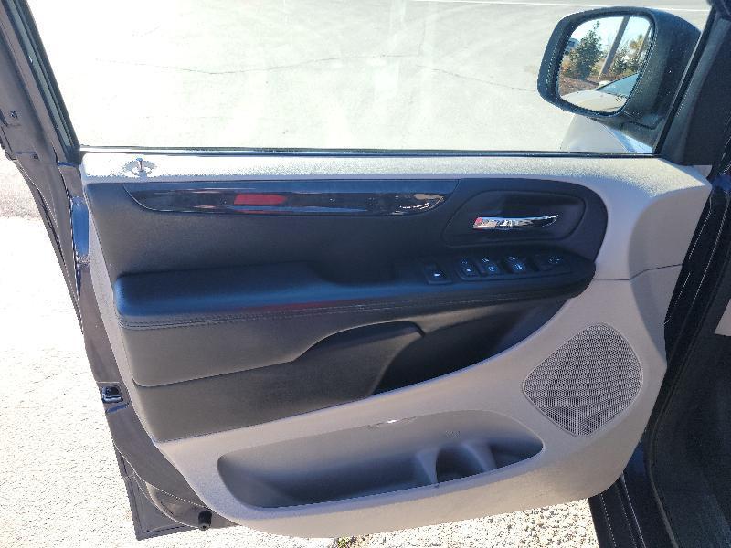 Dodge Grand Caravan SE 2016