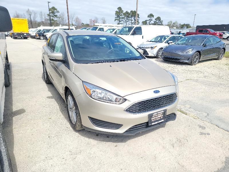 Ford Focus SE Sedan 2017
