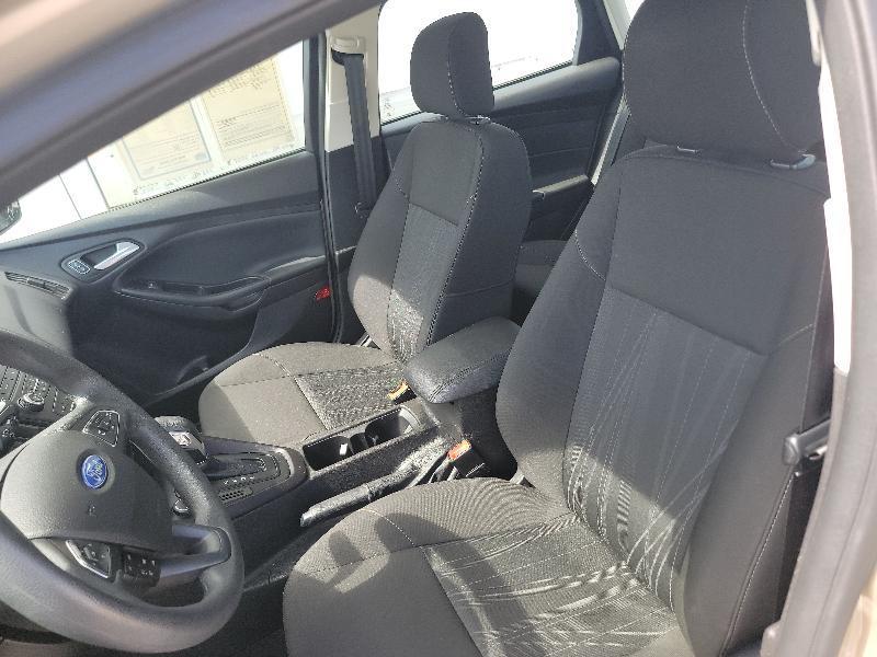 Ford Focus SE Sedan 2017