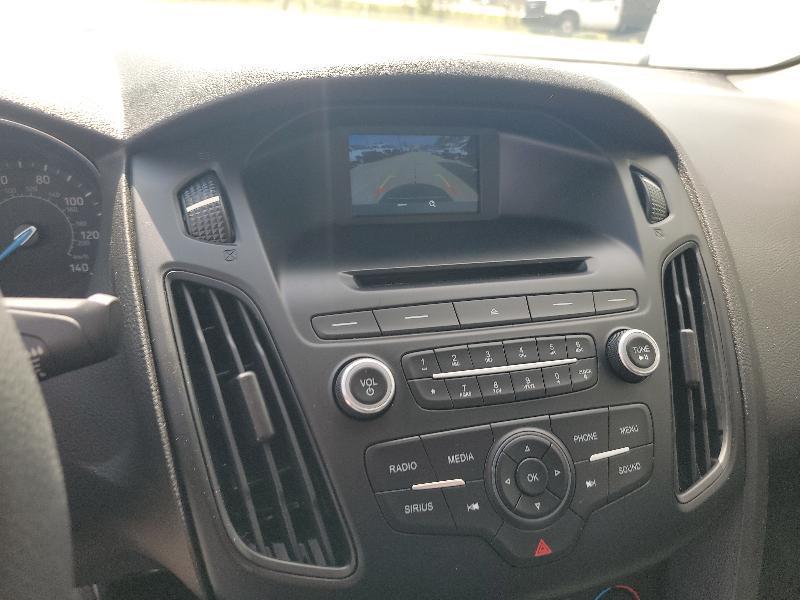 Ford Focus SE Sedan 2017