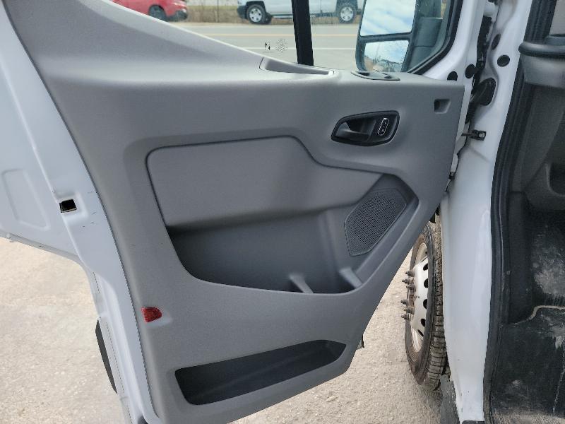 Ford Transit T-350 HD DRW 2023