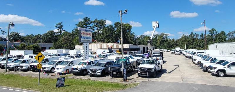 Ford Econoline E-350 Super Duty 2024