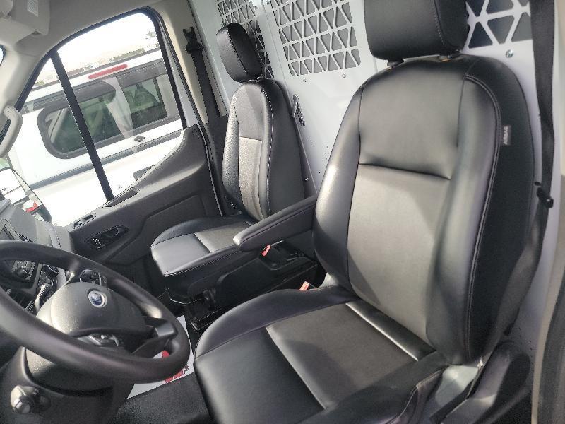 Ford Transit 250 Van 2023