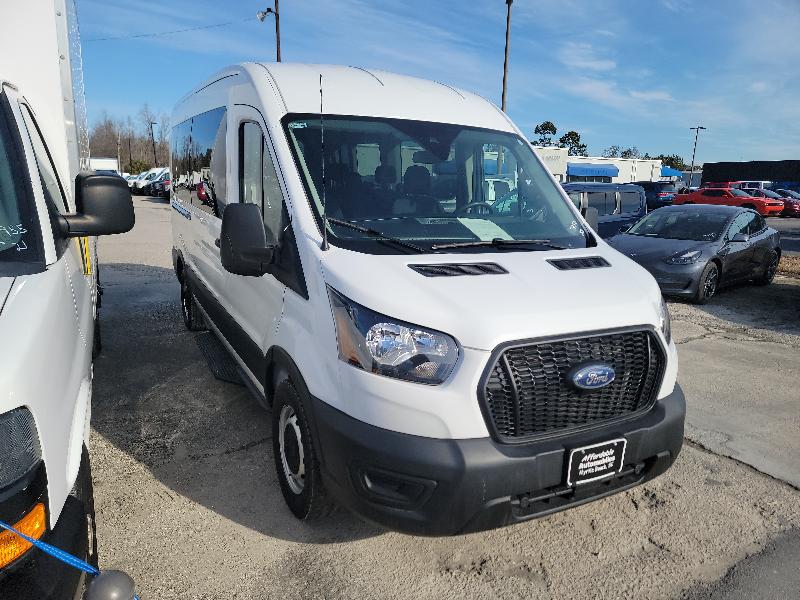 Ford Transit 350 Wagon Med. Roof XL w/Sliding Pass. 148-in. WB 2023