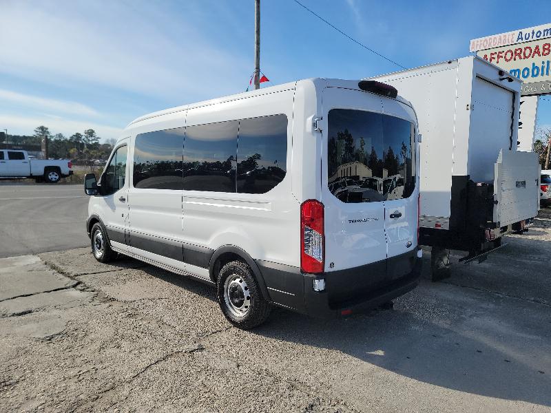 Ford Transit 350 Wagon Med. Roof XL w/Sliding Pass. 148-in. WB 2023