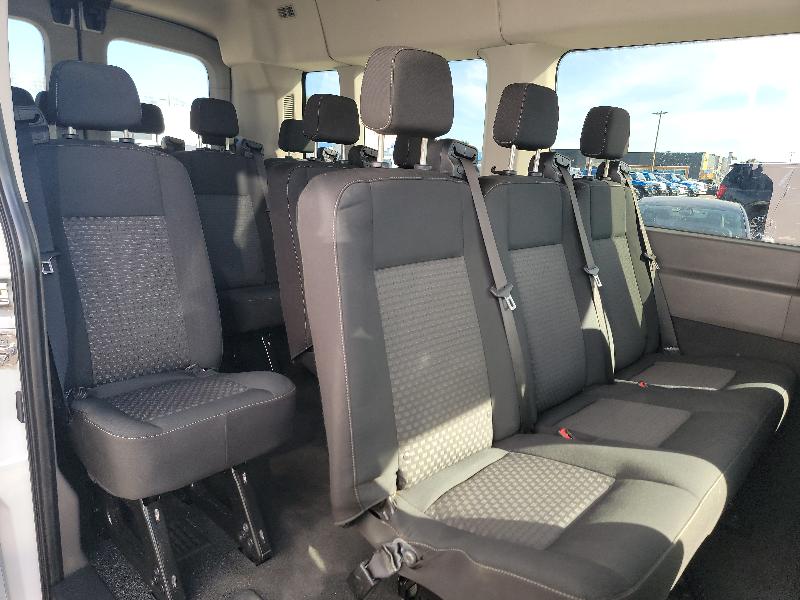 Ford Transit 350 Wagon Med. Roof XL w/Sliding Pass. 148-in. WB 2023