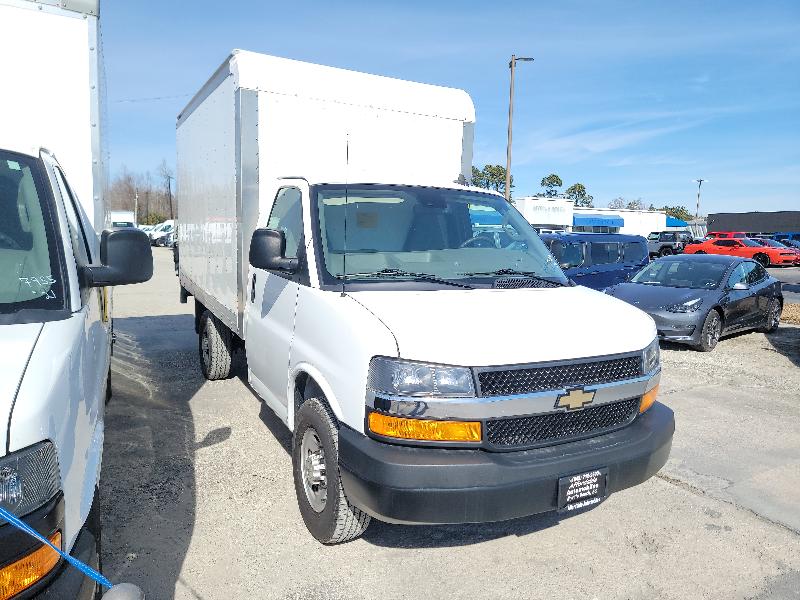 Chevrolet Express G3500 139" 2022