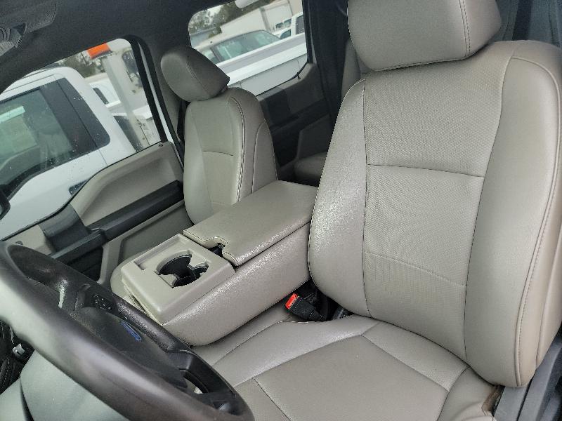 Ford F-450 SD Crew Cab DRW 4WD 2022