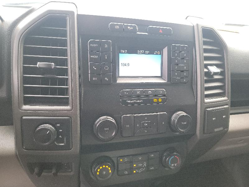 Ford F-450 SD Crew Cab DRW 4WD 2022